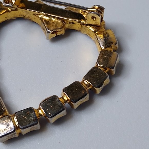 Metal And Blue Glass Heart Brooch - Picture 12 of 14